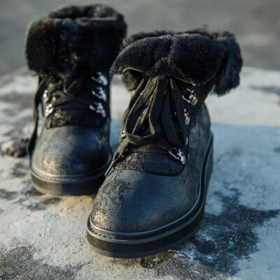 羊皮毛一体女雪地靴子厚底头层真皮棉靴及踝靴系带女靴冬季松糕鞋