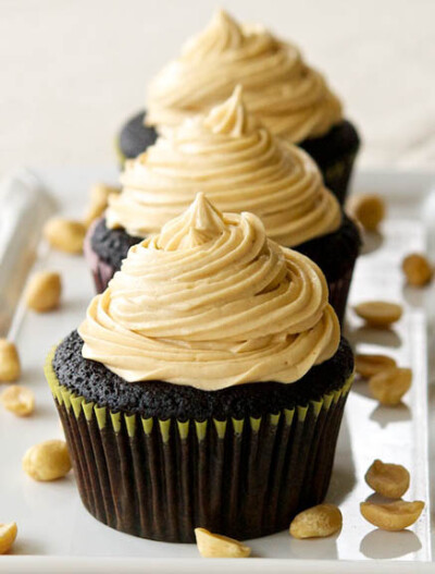 Gluten Free Chocolate Cupcakes with Peanut Butter Frosting