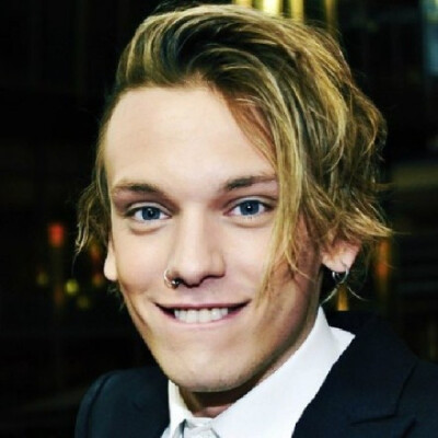 Jamie Campbell Bower 小妖孽