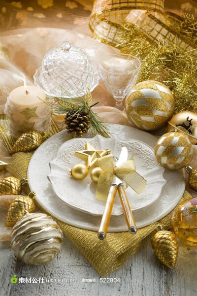 金色圣诞装饰品餐具高清图片素材桌面壁纸