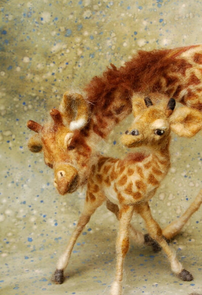Needle felted Giraffe + Baby
