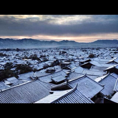 丽江下雪