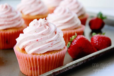 The Perfect Strawberry Cupcake Recipe