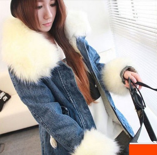 2013新款韩版女装外套 羊羔毛大毛领中长款束腰牛仔外套