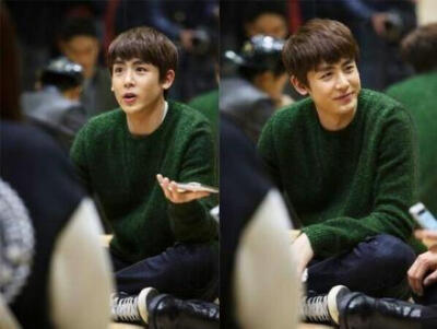 【PIC】131227 #Nichkhun# SBS 歌谣大战情景剧幕后花絮 7P CR:tY_Yeon+a_ringo #Nichkhun宁静致远 微笑面对#(好期待呢…)