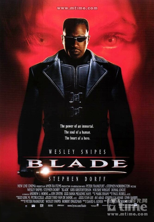 刀锋战士Blade(1998)刀锋战士专门出入有吸血鬼出没的场所拯救人类，为此吸血鬼领袖佛斯特处心积虑要除掉他，他发现刀锋战士也有着致命的弱点……