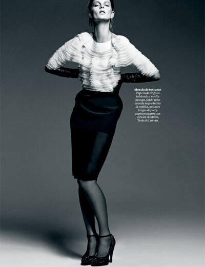 Patricia Van Der Vliet by David Roemer for El Pais Semenal