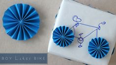 take a break from bows with this easy bicycle gift wrapping DIY