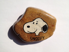 史努比 snoopy 可爱 手绘彩绘石头 压书石