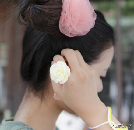 【脸皮薄的人难以成功】1、我们干大事的从来不要脸。——严介和（太平洋集团前总裁） 2、只有不要脸的人，才会成为成功的人。——任正非（华为总裁） 3、为了面子坚持错误是最没有面子的事情。——巍巍（经济刊物主编）4、当你知道了面子是最不重要的东西时，你便真的长大了。——格瓦拉