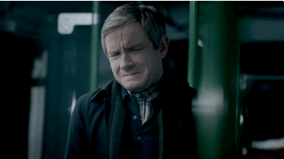 某人笑得太贱了！！！#Gif##Sherlock Holmes#John Watson#The Empty Hearse#Season Three