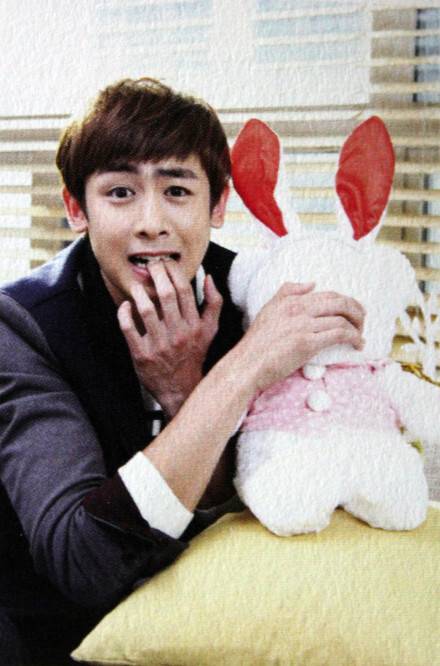 #Nichkhun#【2014 2PM官方台历会员特刊扫图】你看错了 这绝对不是卖萌 cr:itsunga