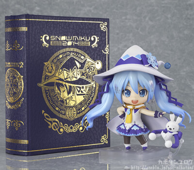 「ねんどろいど 雪ミク Magical Snow Ver.」魔 法 書 風(fēng) 臺 座 で す ！ ！