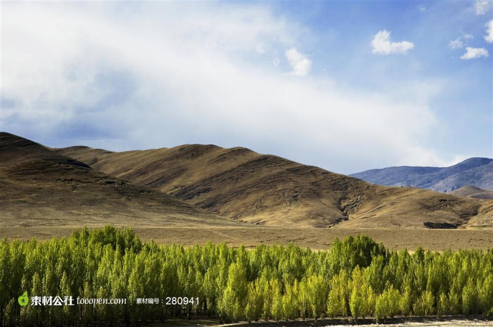 美丽迷人的稻城傍河乡田园风光旅游景观图片素材