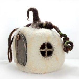 My Little Felt World - White Pumpkin House | MudHollow.com|