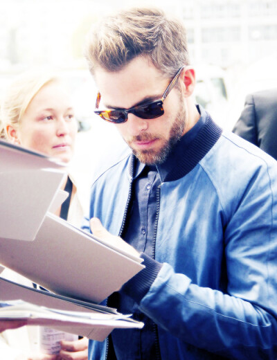 CHRIS PINE