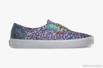 #时尚单品#Vans California Spring 2014 Cali Tribe Washed Authentic CA -Vans支线Vans California近日最新推出一组2014年春季Authentic系列全新鞋款~包括花卉图案，印花纹样与帆布材质等五种全新配色，结合经典独…