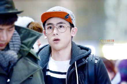 【PIC】140119 #Nichkhun# 金浦机场赴日 高清饭拍 cr:logo #Nichkhun宁静致远，微笑面对# 宝贝安全到达日本了,希望工作顺利! khunnight =]