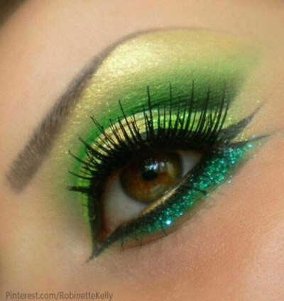 Shades of Green Eye Makeup #vibrant #smokey #bold #eye #makeup #eyes