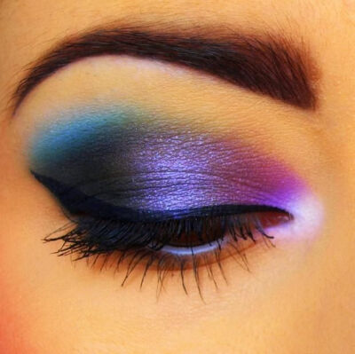 Blue purple and pink eye makeup #vibrant #smokey #bold #eye #makeup #eyes