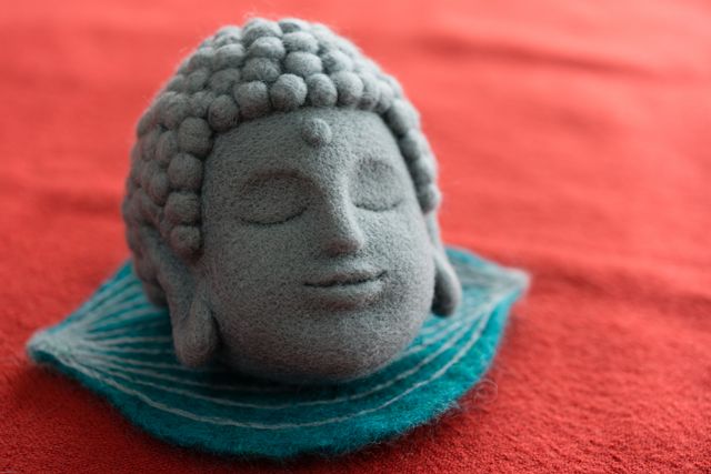 Needle felted representation of Buddha via @danielle holke (knithacker)