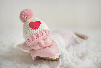 READY TO SHIP - Valentines newborn baby beanie pom pom hat - Photo Props, Photography Props, Boys, Girls, Newborn hat, Pink, Cream