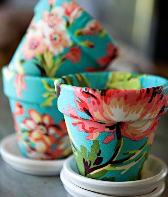 DIY Floral Fabric Pots mod podge. Terra cotta planters brush and fabric