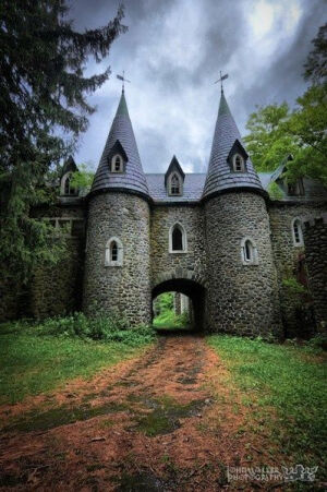 Ravenloft Castle, New York State