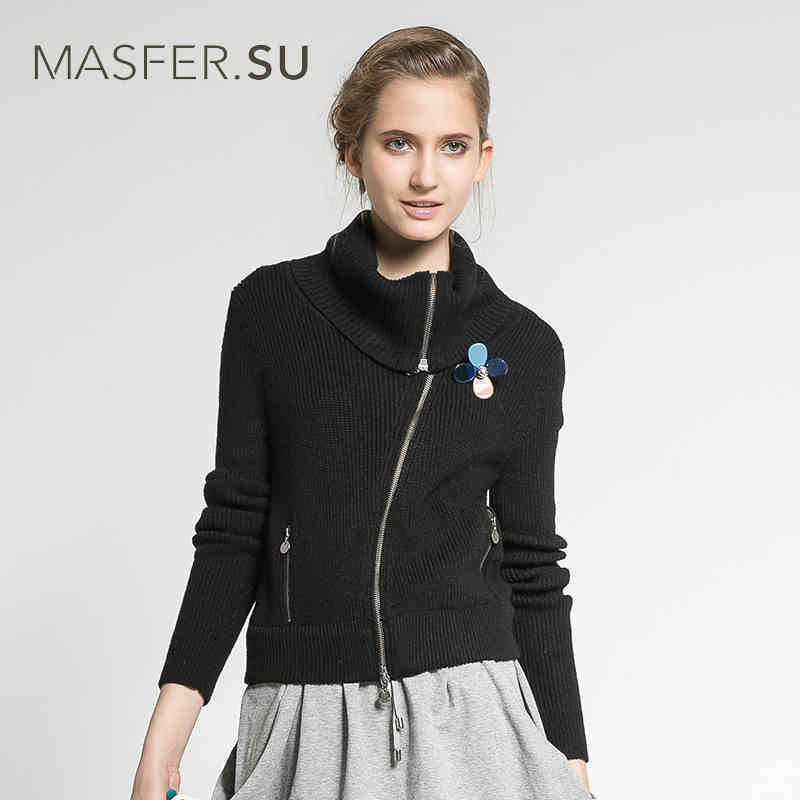 1.15 Masfer.SU 玛丝菲尔素品牌女装 春季款翻领斜拉链毛衣外套