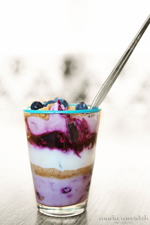 Blueberry Pie Yogurt Parfaits