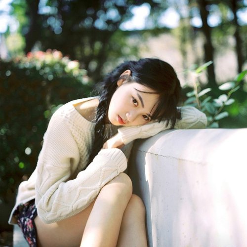 日系森林女生图片