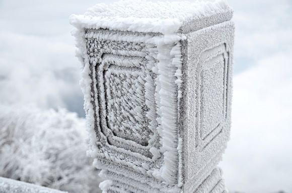 峨眉山之旅— 冰块儿