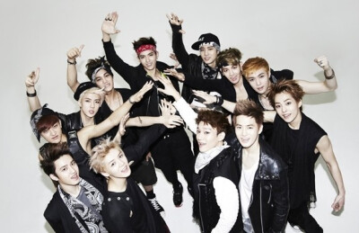 :EXO 4月12-13日两天将在日本埼玉SuperArena举办“EXO Greeting Party in Japan-Hello!”，通过4场演出与约7万粉丝见面。（我知道我狭隘了。。。是好事啊，但是我却不觉得多么高兴）