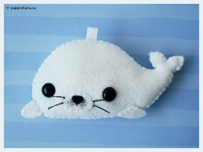 Baby Seal by littlepaperforest