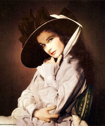 第十二届（1939－1940） 费雯·丽 Vivien Leigh 性别: 女 星座: 天蝎座 生卒日期: 1913-11-05 至 1967-07-08 出生地: 英国,英属印度西孟加拉邦大吉岭 职业: 演员 更多外文名: Vivian Mary Hartley(本名) / Vivling(昵…