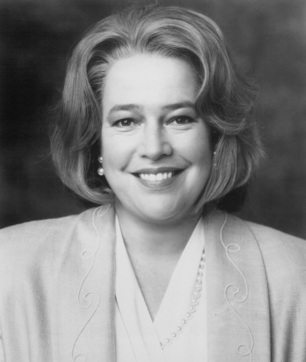 第六十三届（1990-1991） 凯西·贝茨 Kathy Bates 性别: 女 星座: 巨蟹座 出生日期: 1948-06-28 出生地: 美国,田纳西,孟菲斯 职业: 演员 / 导演 / 制片 更多外文名: Kathleen Doyle Bates(本名) / Bobo(昵称) 家庭成员: Tony Campisi(前夫) 1991 奥斯卡(美国电影学院奖) 最佳女主角 危情十日 (1990)