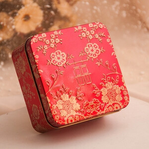 隆享婚礼糖盒结婚喜糖袋喜糖盒 中韩欧式喜糖盒创意马口铁方盒T61的图片