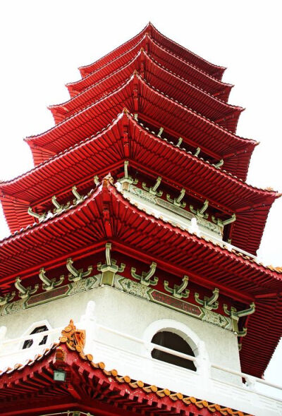 Pagoda of our Chinese Garden. #chinoiserie #chinese #red