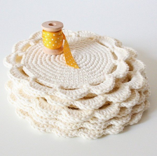 针织 | 素的蕾丝花片。美吧，这就是纯棉的线钩出来的。