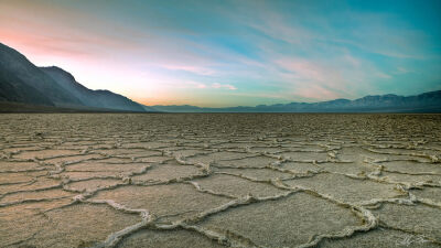 Death Valley http://www.tgbulo.com/article/104/