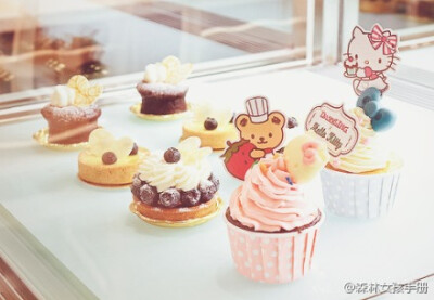 Sweet as Honey..｡.:*☆