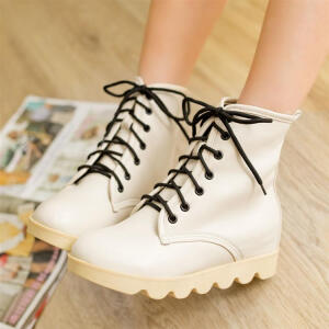 英伦风学院时尚机车靴