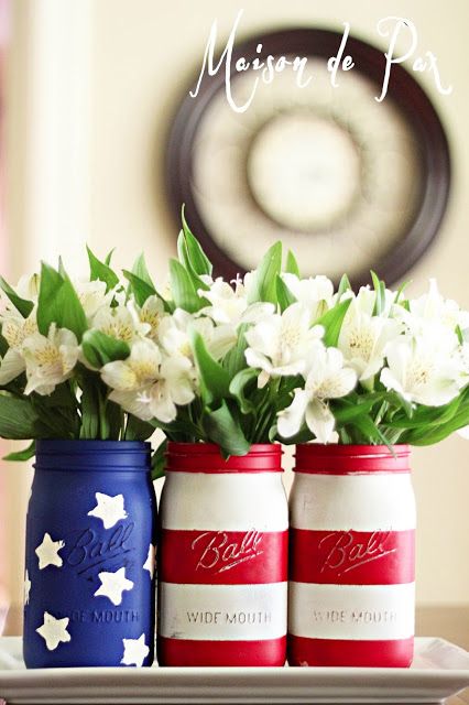 American Flag Mason Jars - cool idea for Gray's birthday/fourth of July party. Plastic utensil holder?