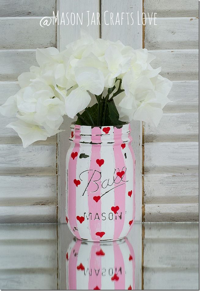 Valentine Heart Jars: Painted &amp;amp; Distressed | Mason Jar Crafts Love
