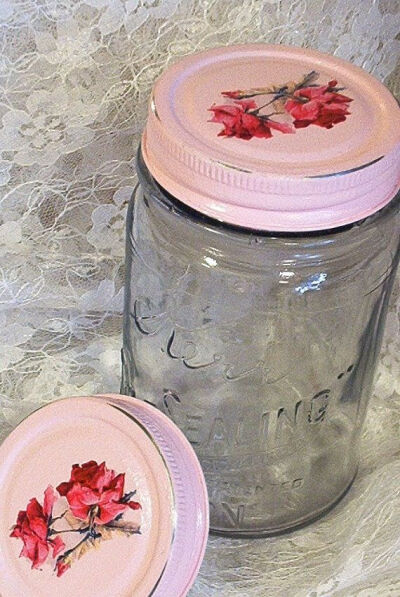 Shabby Chic Roses Mason Jar. Paint your own mason jar lids. This would be great for gifts!! tcm. Craft time girls!!!