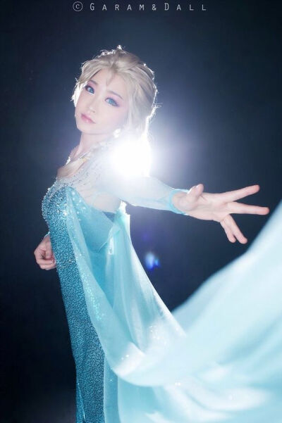 tomia出的cos(elsa)