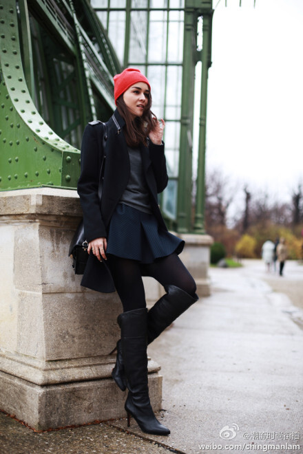 Skirt &amp;amp; Sweater: ZARA | Boots: Coach | beanie: COS | Bag: Proenza Schouler.