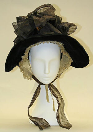 Poke Bonnet: ca. 1835, American, silk.