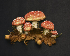 Amazing mushroom stumpwork.