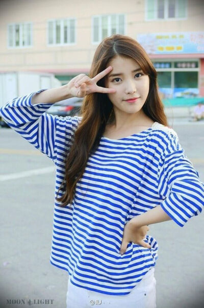 IU 李智恩